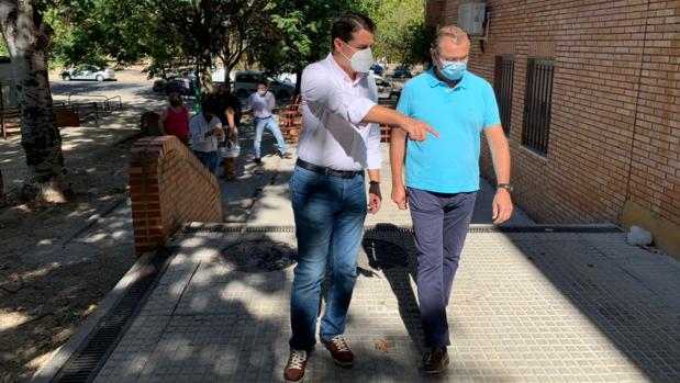 El Ayuntamiento de Córdoba impulsará obras de mejora de acerado y accesos en el barrio Guadalquivir