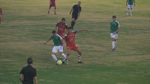 El Córdoba CF deja buenas sensaciones y superioridad ante el San Fernando pese a su empate (0-0)