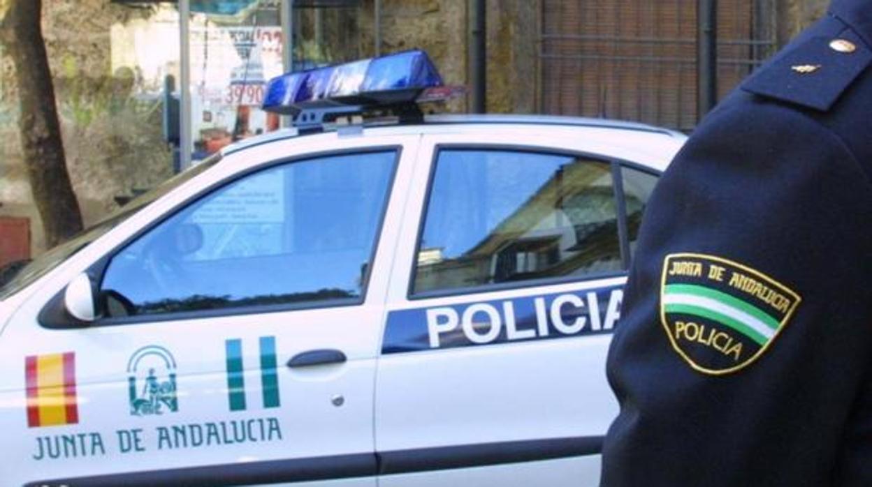 Un agente de la Policía Autonómica en una imagen de archivo