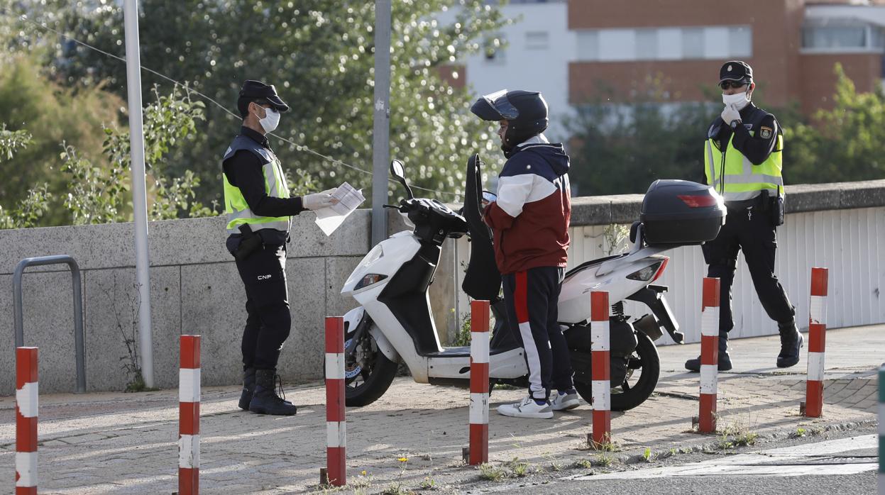 Control policial en Córdoba durante el confinamiento del coronavirus