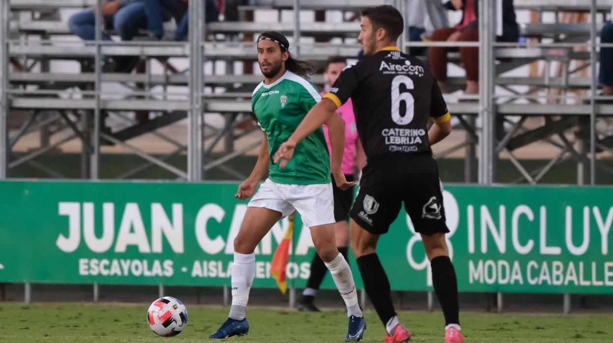 Mario Ortiz, uno de los diez fichajes el Córdoba CF, el pasado sábado ante el Sanluqueño