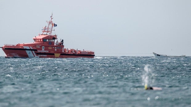 Hallan en la playa de Matalascañas el cadáver del marinero desaparecido en Isla Cristina