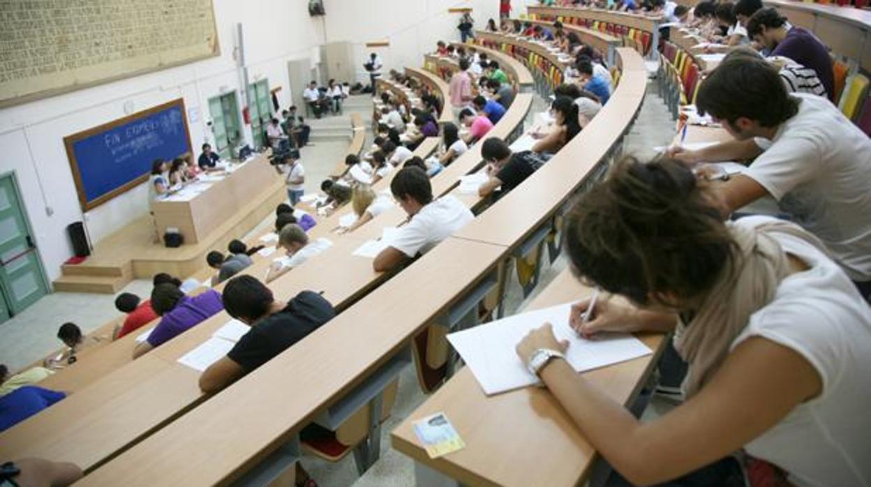 Estudiantes d ela Universidad de Granada