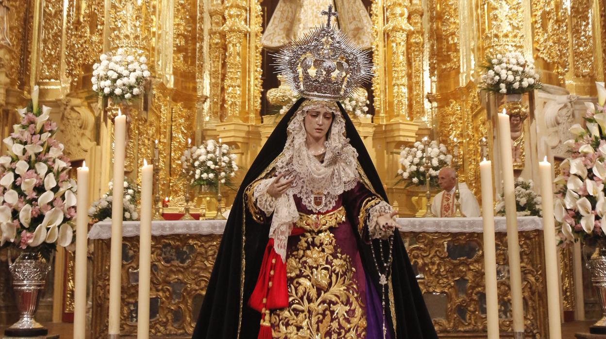 María Santísima de la Quinta Angustia, en la iglesia de la Merced