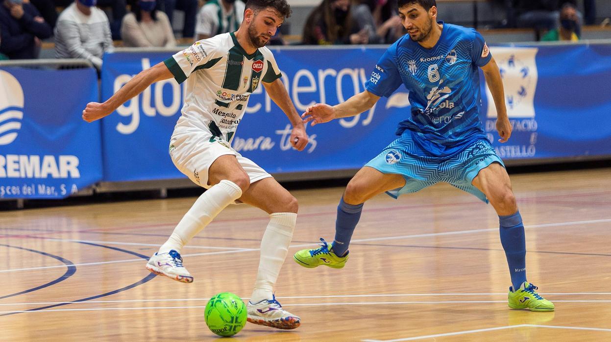 El ala del Córdoba Patrimonio de la Humanidad Zequi, este miércoles, en el partido ante el Peñíscola