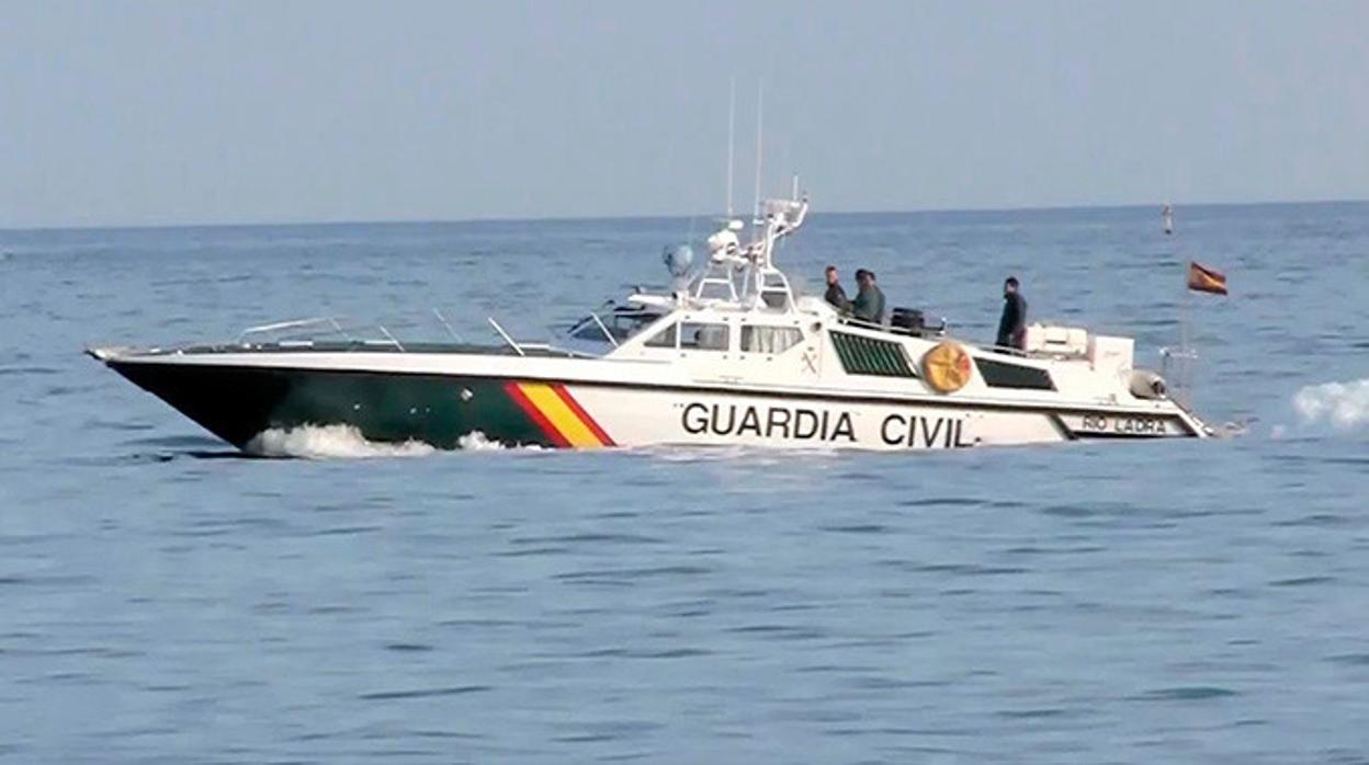 Una de las lancha rápidas de la Guardia Civil, como la que ha tenido el accidente