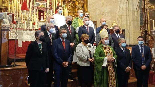 El arzobispo de Burgos, Mario Iceta, presidió la misa de los 75 años de Sentencia en Córdoba