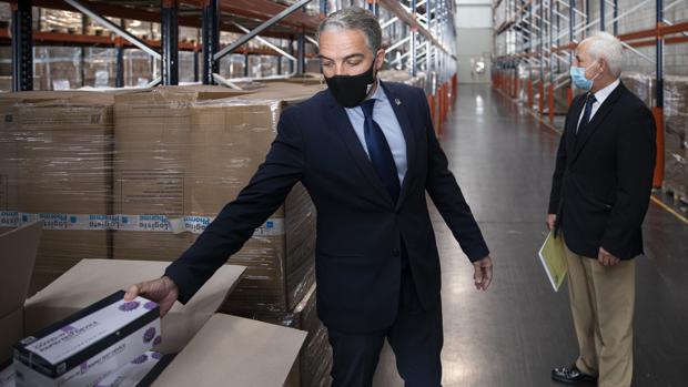 Bendodo pide el cumplimiento estricto de las normas para evitar el confinamiento total en Andalucía