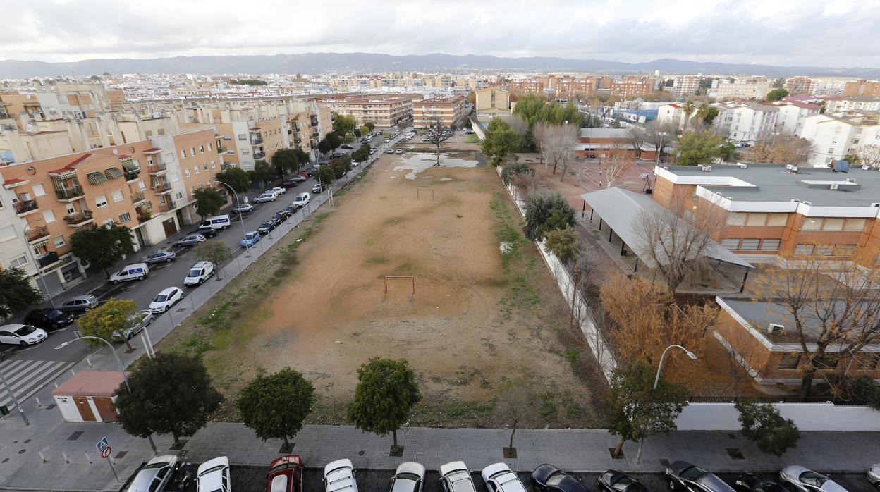 Solar cedido por el Ayuntamiento de Córdoba al Ministerio del Interior en lac alle Justo Urrutia para una comisaría