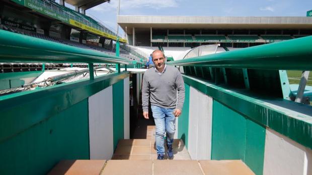 Córdoba CF | Juan Sabas: «El UCAM es un equipo eficaz que con dos goles lleva seis puntos»