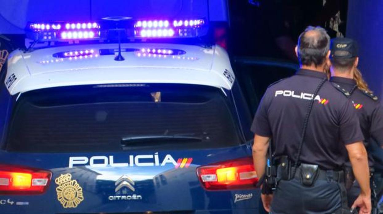 La Policía Nacional encontró a la mujer confinada en su domicilio