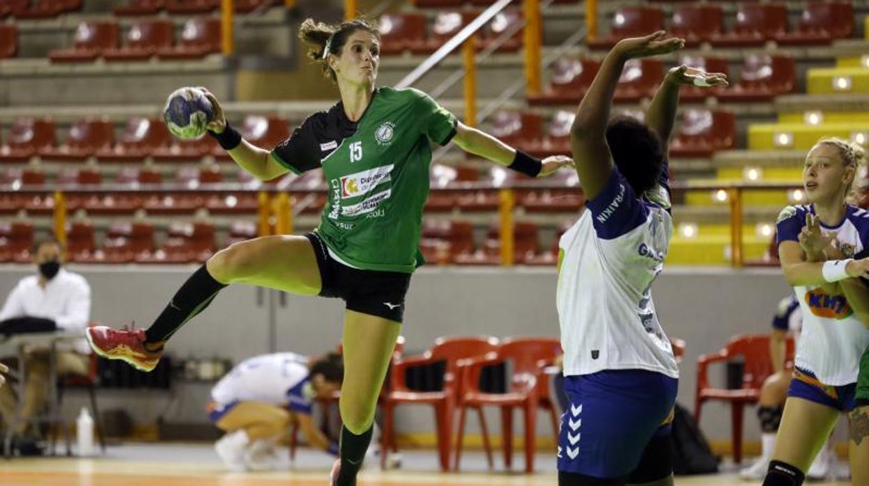 Lance del partido entre el Adesal y el Granollers