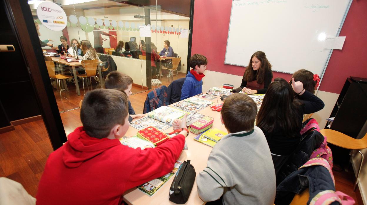 Las academias podrán seguir abiertas a partir de las 18.00 horas, según el BOJA de la Junta