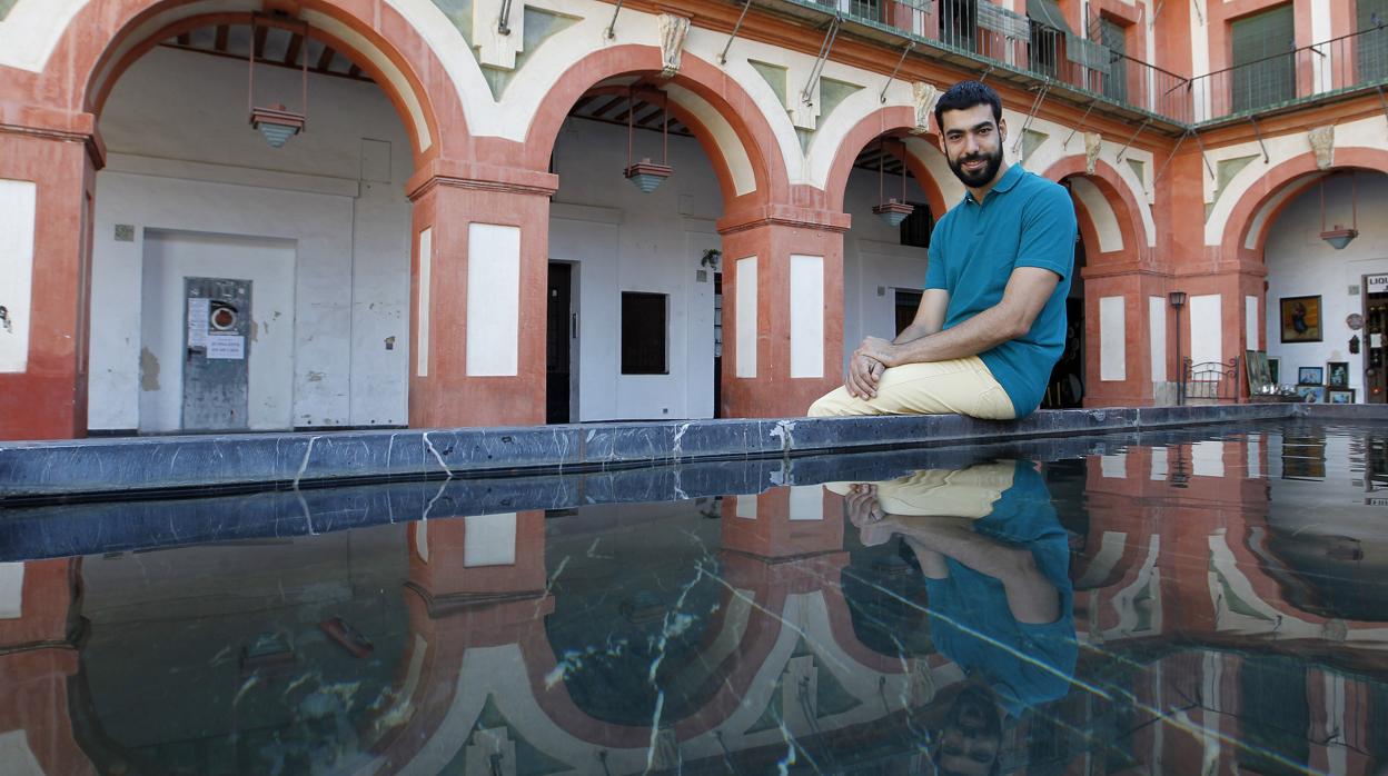 Jorge Lucena, fotografiado en la plaza de La Corredera