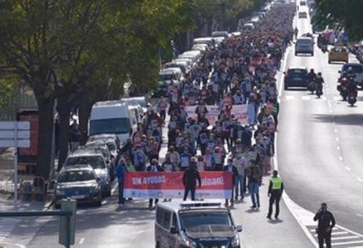 Hosteleros andaluces se movilizan para protestar por la situación del sector con las nuevas restricciones