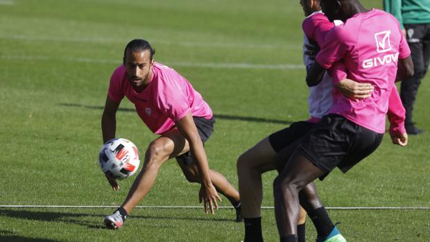 El ensayo del Córdoba CF de Sabas: trabajo de presión y vuelta al 4-2-3-1