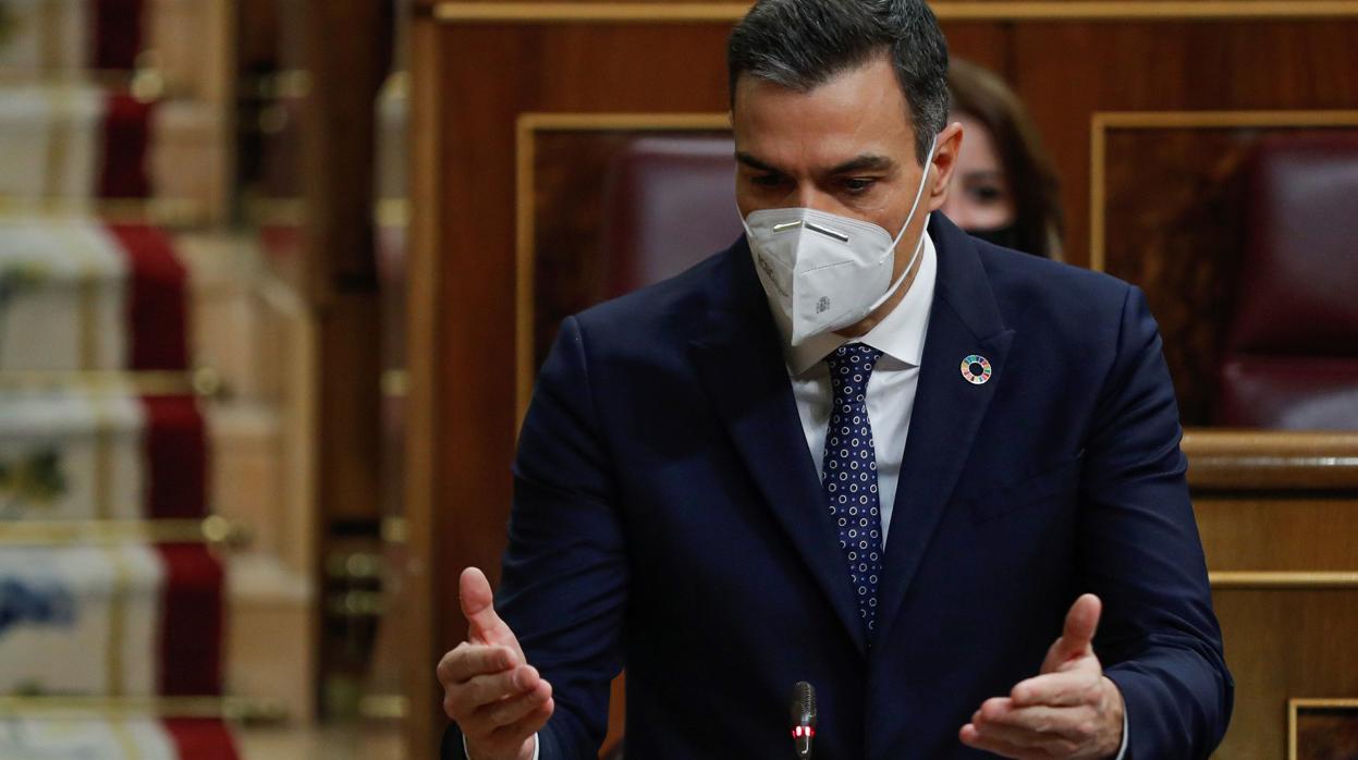 El Gobierno aprueba la bajada del IVA de las mascarillas al 4 %