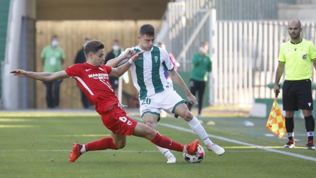 Preocupante resbalón del Córdoba CF ante el Sevilla Atlético (1-2)