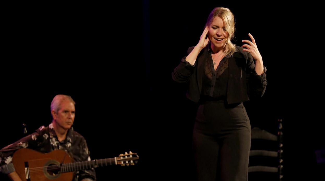 Rocío Márquez, durante su actuación de este lunes en el Teatro Góngora