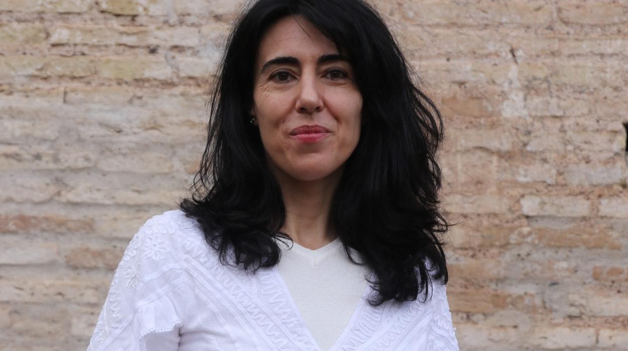 La escritora Raquel Lanseros, en Córdoba