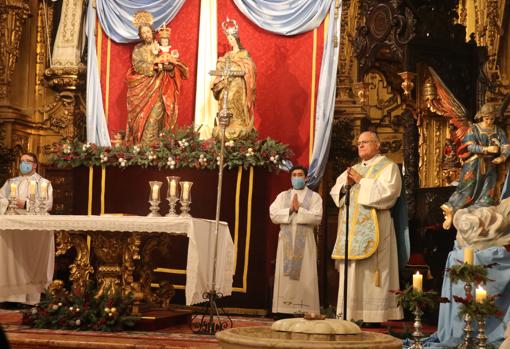 El obispo de Córdoba, Demetrio Fernández, en la celebración en Lucena