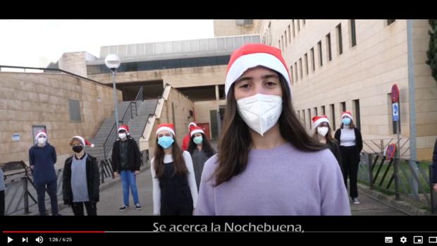 Alberto de Paz compone un villancico para los trabajadores del Hospital Reina Sofía de Córdoba