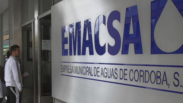 Emacsa renovará la red de abastecimiento en Cerro Muriano de Córdoba y en calle Escultor Gómez del Río