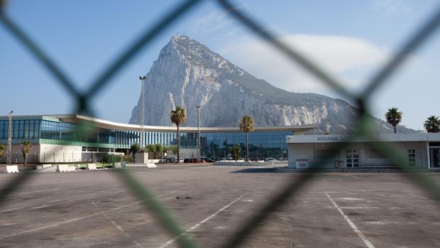 Tras la fumata blanca del Brexit llega el escollo de Gibraltar