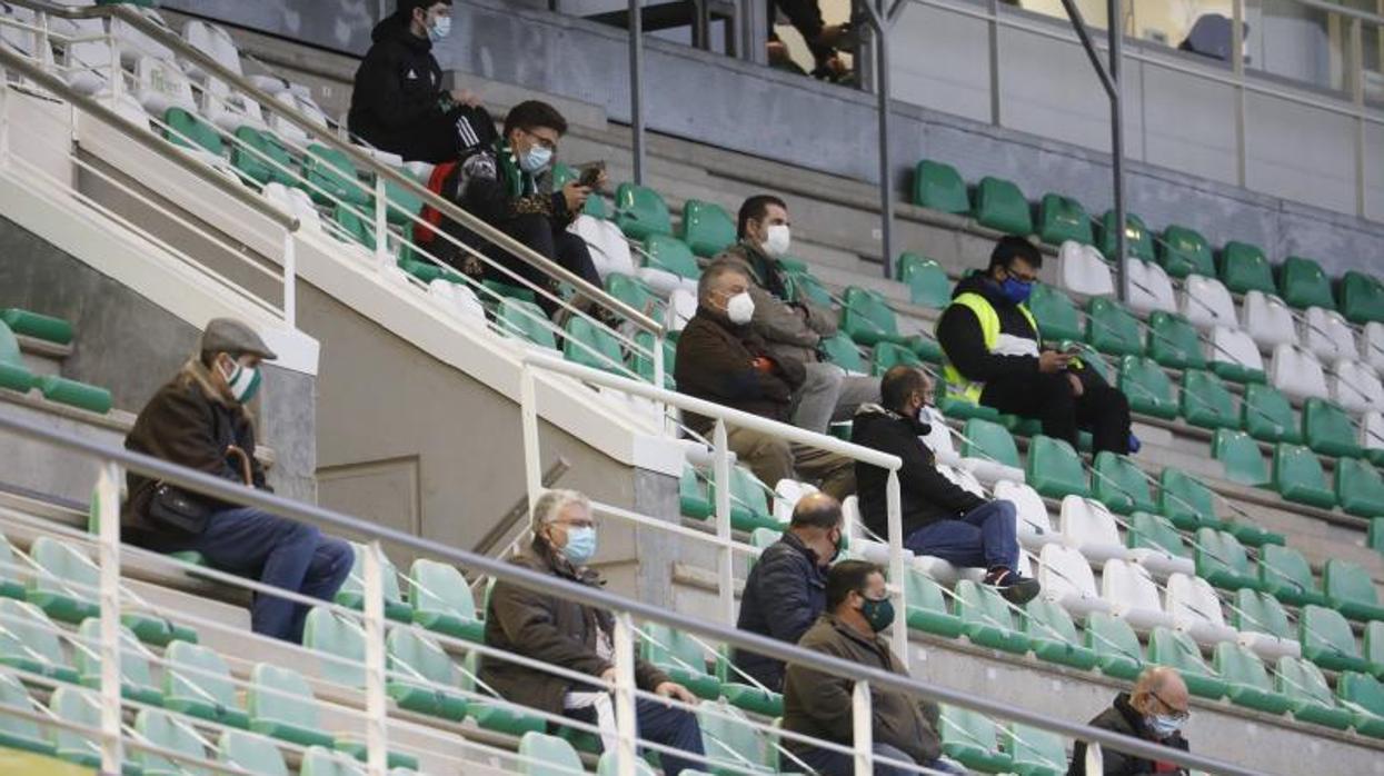 Aficionados del Córdoba CF en el último partido ante el Albacete