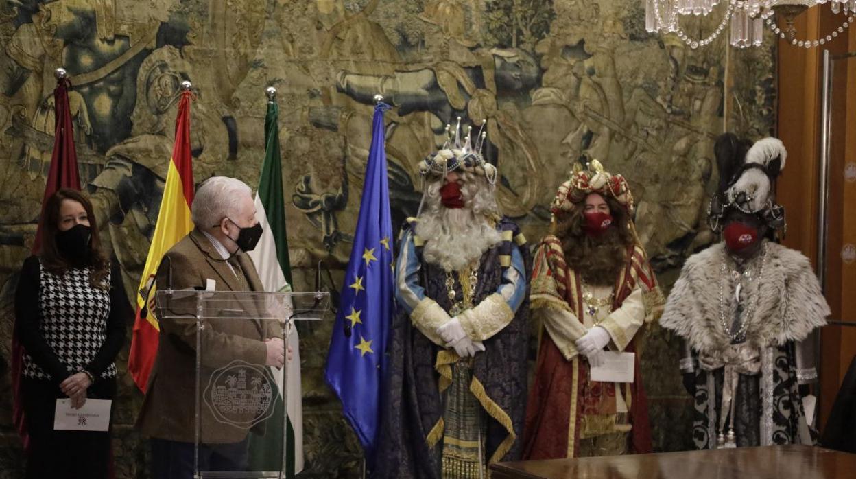 Los tres Reyes Magos, ayer en el Ayuntamiento