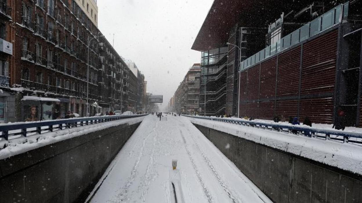 Túnel de acceso a Atocha en Madrid cubierto de nieve