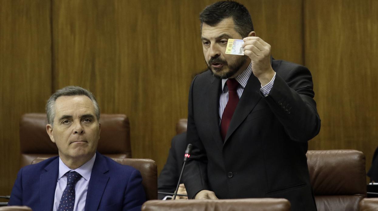 Toni Martín en un Pleno del Parlamento de Andalucía