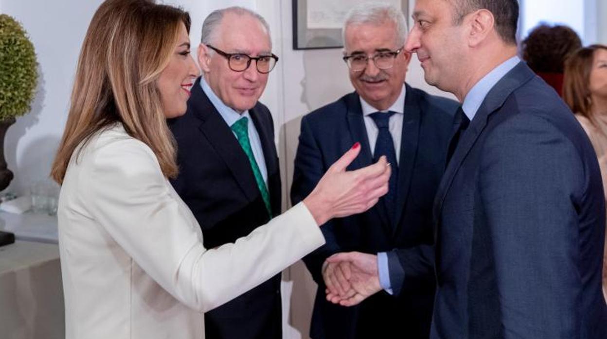 Gómez de Celis y Susana Díaz en la toma de posesión de Juanma Moreno en enero de 2019