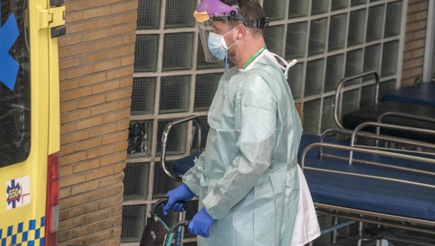 Los andaluces creen que la Junta gestiona la pandemia del coronavirus mejor que el Gobierno central