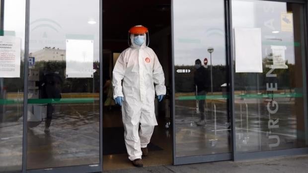 La presión de los enfermos de Covid ingresados en el Hospital Reina Sofía de Córdoba toca techo