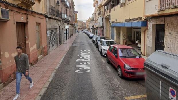 Hallan el cadáver de una mujer con el rostro desfigurado junto a un contenedor en Jaén