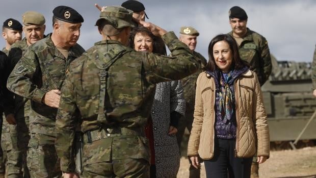 Base Logística del Ejército de Tierra | La ministra de Defensa defiende la elección de Córdoba