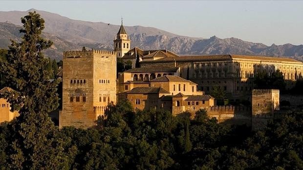 Granada es un «paraíso fiscal» y Corea está en Valencia, según la Unión Europea