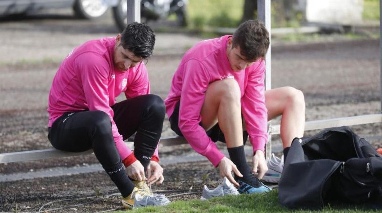 Javi Flores y Albeto del Moral durante un entrenamiento