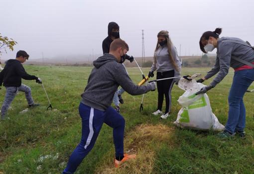 Patrullas de voluntarios limpiarán con Sadeco el parque del Patriarca de Córdoba este fin de semana