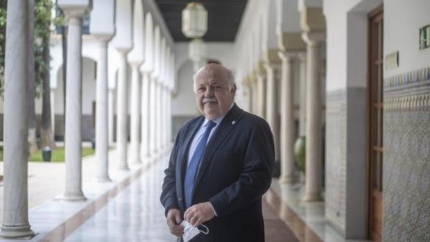 Jesús Aguirre: «Andalucía está a favor de cerrar las comunidades en la Semana Santa»