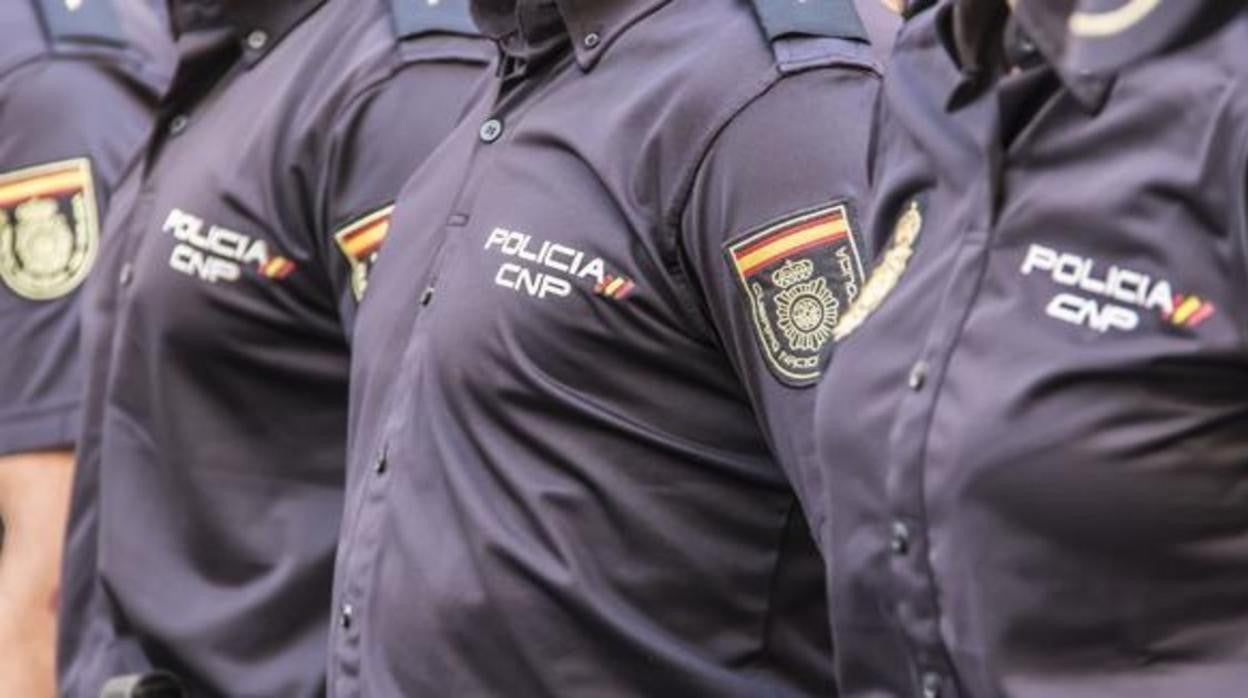 Agentes de la Policía Nacional