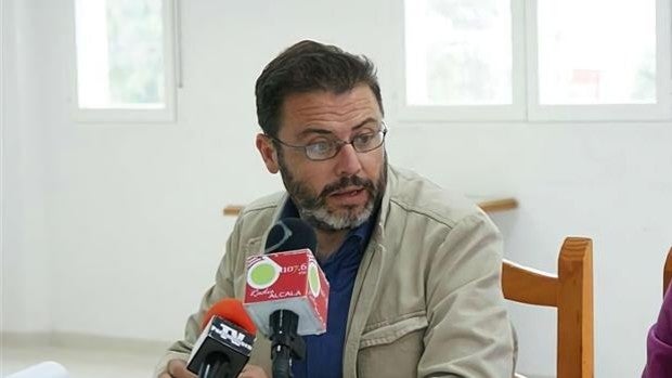 Investigan a un exdelegado socialista de la Junta por contratar obras falsas en carreteras