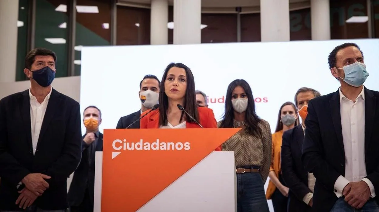 La presidenta de Cs, Inés Arrimadas, el lunes en su comparencia tras la Ejecutiva del partido