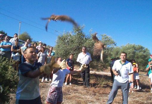 Suelta de aves en Los Villares