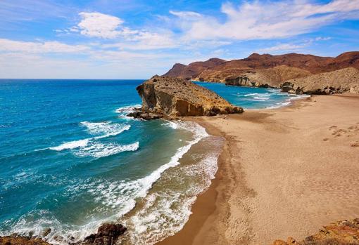 Playa de Mónsul en Cabo de Gata-Níjar