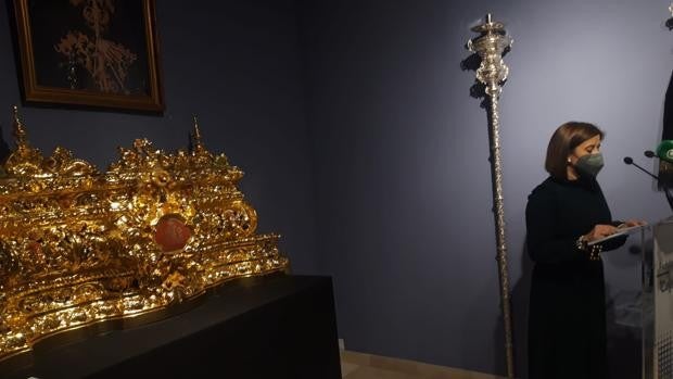 La primera fase del dorado del paso de Las Penas ya se puede ver en la Fundación Cajasol