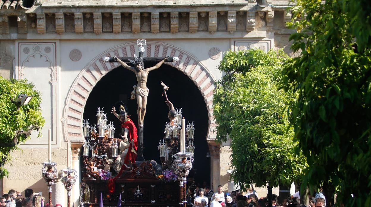 El Cristo de la Agonía, en el Patio de los Naranjos, el Martes Santo de 2019