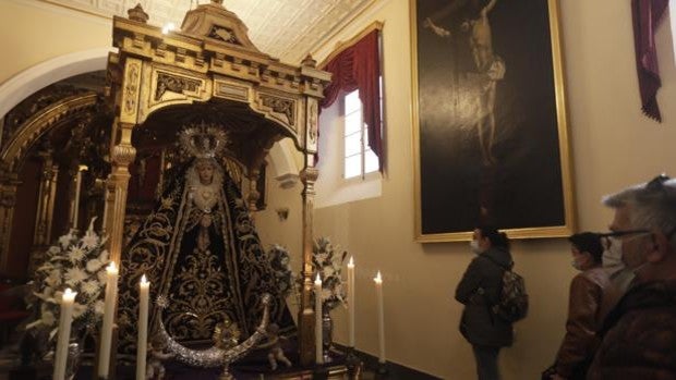 La devoción no falla un Martes Santo más vivo que nunca