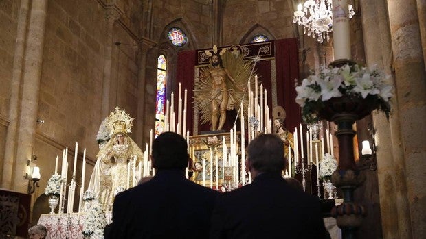 El Señor Resucitado culmina en Santa Marina la Semana Santa de Córdoba 2021